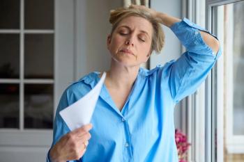The meta-analysis showed that participants treated with elinzanetant experienced significantly reduced hot flash frequency vs paroxetine, desvenlafaxine, and gabapentin. | Image credit: highwaystarz - stock.adobe.com