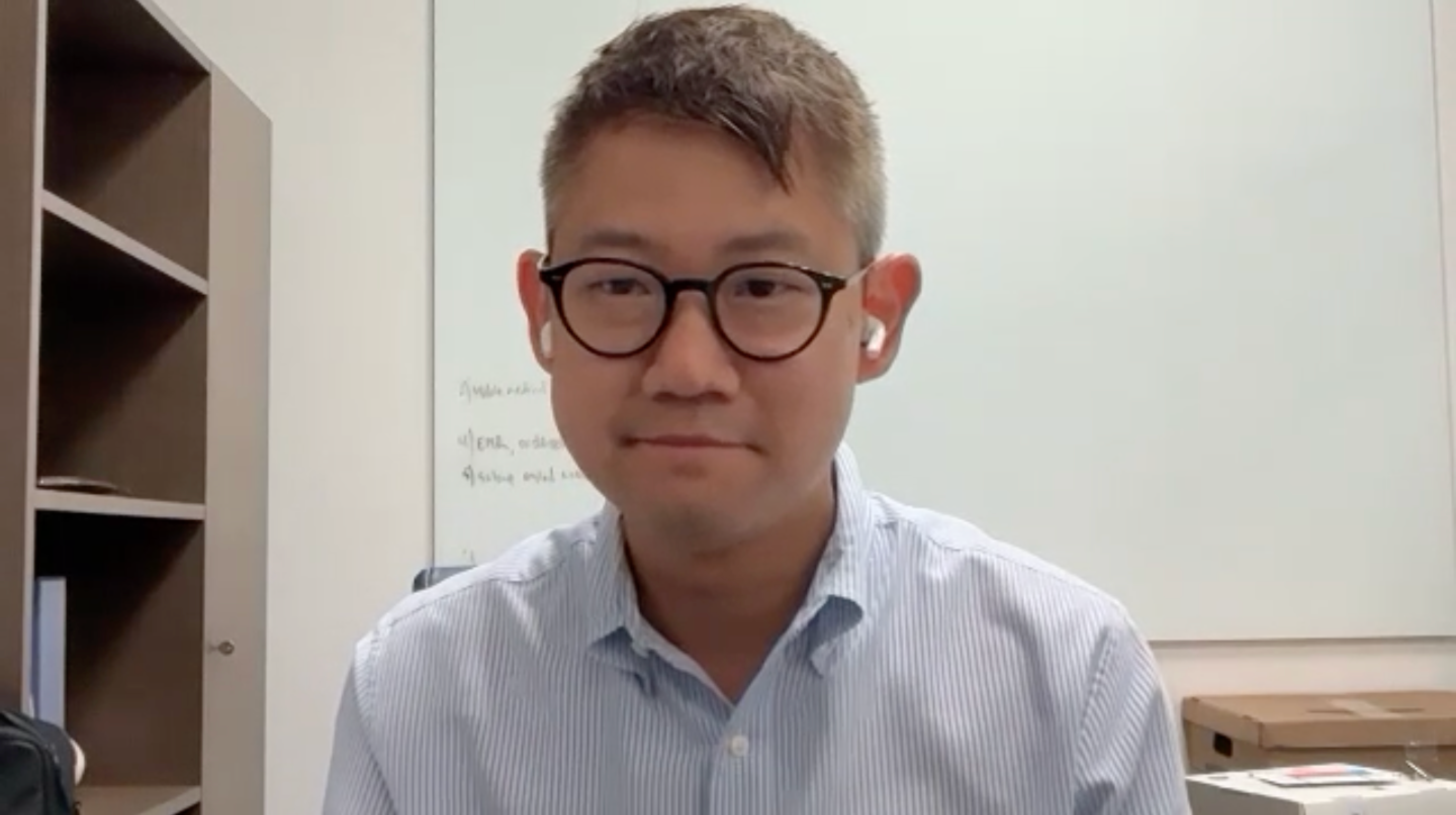 Dr Hans Lee