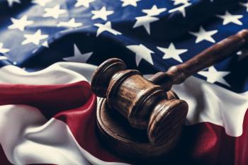 Gavel on American flag - fotofabrika - stock.adobe.com