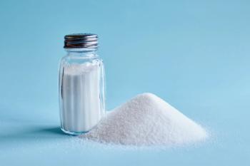 Salt and salt shaker | Image credit: Melica – stock.adobe.com