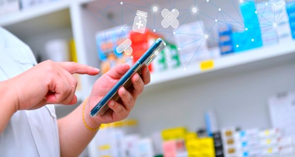 Onlinepharmacy | Image Credit: © I Viewfinder-stock.adobe.com