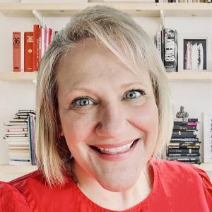 Headshot of Kristen Willard, patient advocate