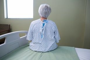 For-Profit Nursing Home Residents Show More Signs of Neglect, Study Says