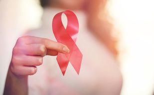 Genomic Testing Can Reduce Costs by $6600 for Certain Patients With Breast Cancer