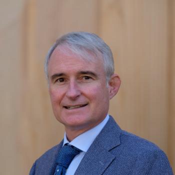 Headshot of Darius Moshfeghi, MD