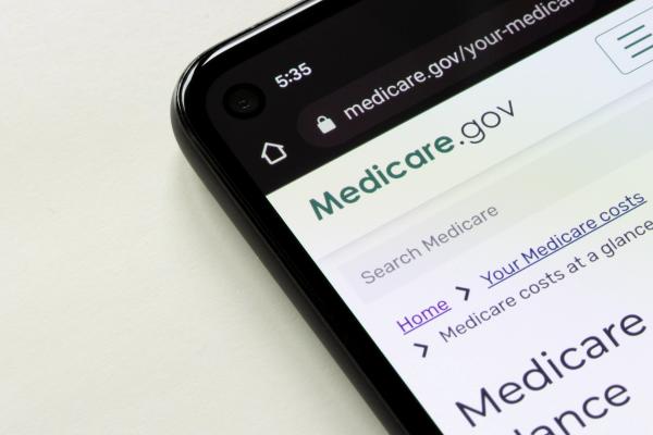 Medicare.gov | Image credit: Tada Images - stock.adobe.com