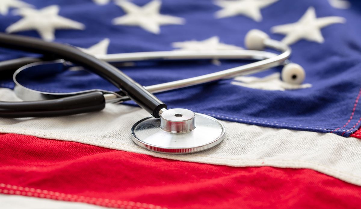 USA American flag health stethoscope - Rawf8 - stock.adobe.com