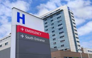 Hospital emergency room sign | Image credit: Spiroview Inc - stock.adobe.com