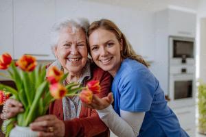 Caregiver and client | Image: Adobestock.com