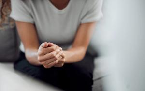 Patients with non-scarring alopecia were found to be more affected in their psychological well-being compared with those with scarring alopecia. | Image credit: KApeopleimages - stock.adobe.com