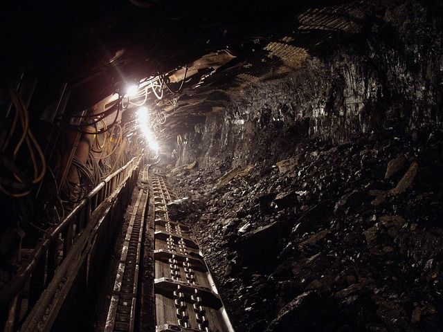 picture of coal mine