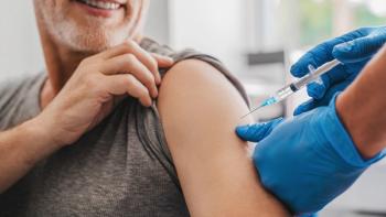 Doctor making injection to senior patient in clinic | Image credit: © InsideCreativeHouse - © InsideCreativeHouse - stock.adobe.com