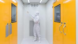 Cleanroom Cleaning: Proper Methodology and Determining Efficacy