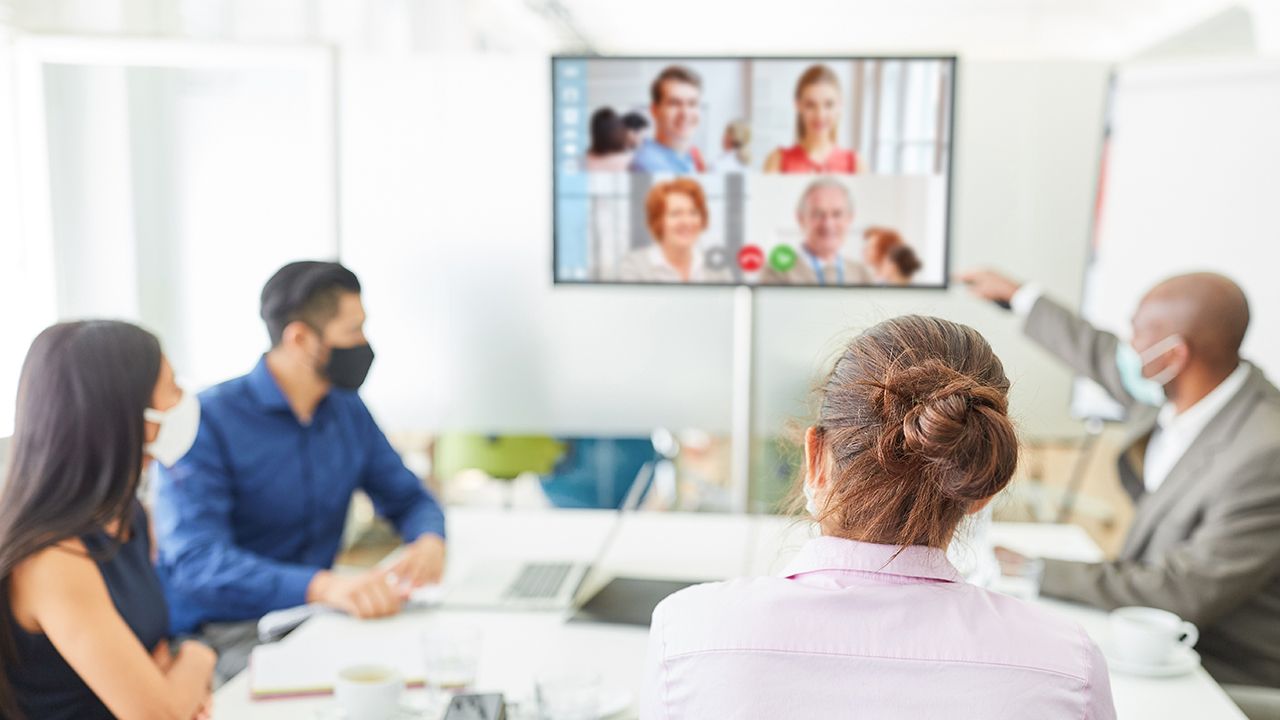 ROBERT KNESCHKE - STOCK.ADOBE.COM