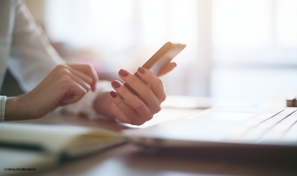 Although findings did not show differences in eating restrictions 1 month following gastrectomy, the mobile intervention may help with symptom management.