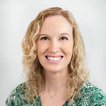 Proactive disclosure of information by clinical social workers in oncology may help equip patients to handle difficult aspects of cancer treatment. 