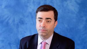 Frontline Immunotherapy/Bevacizumab Ups PFS in PD-L1–Positive mRCC