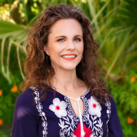 Kim Stravers Headshot: © INELDA