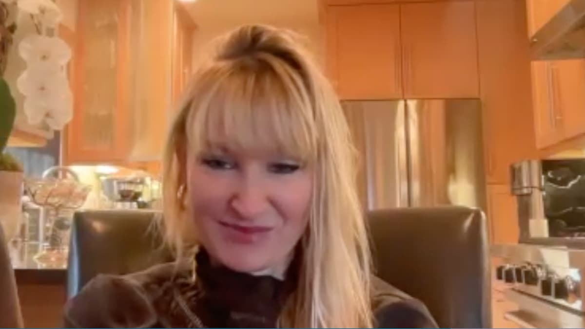 The use of a single-port robot may allow for surgically treating more patients with head and neck cancer in a more timely manner, according to Hilary McCrary, MD, MPH.