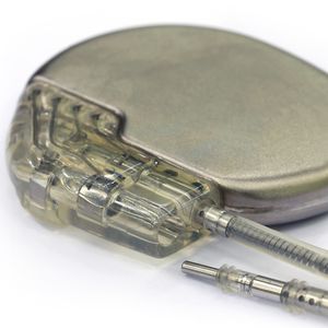 Black Hat 2017: Hacking Healthcare Devices, Stopping Hearts and 'Jacking' Brains