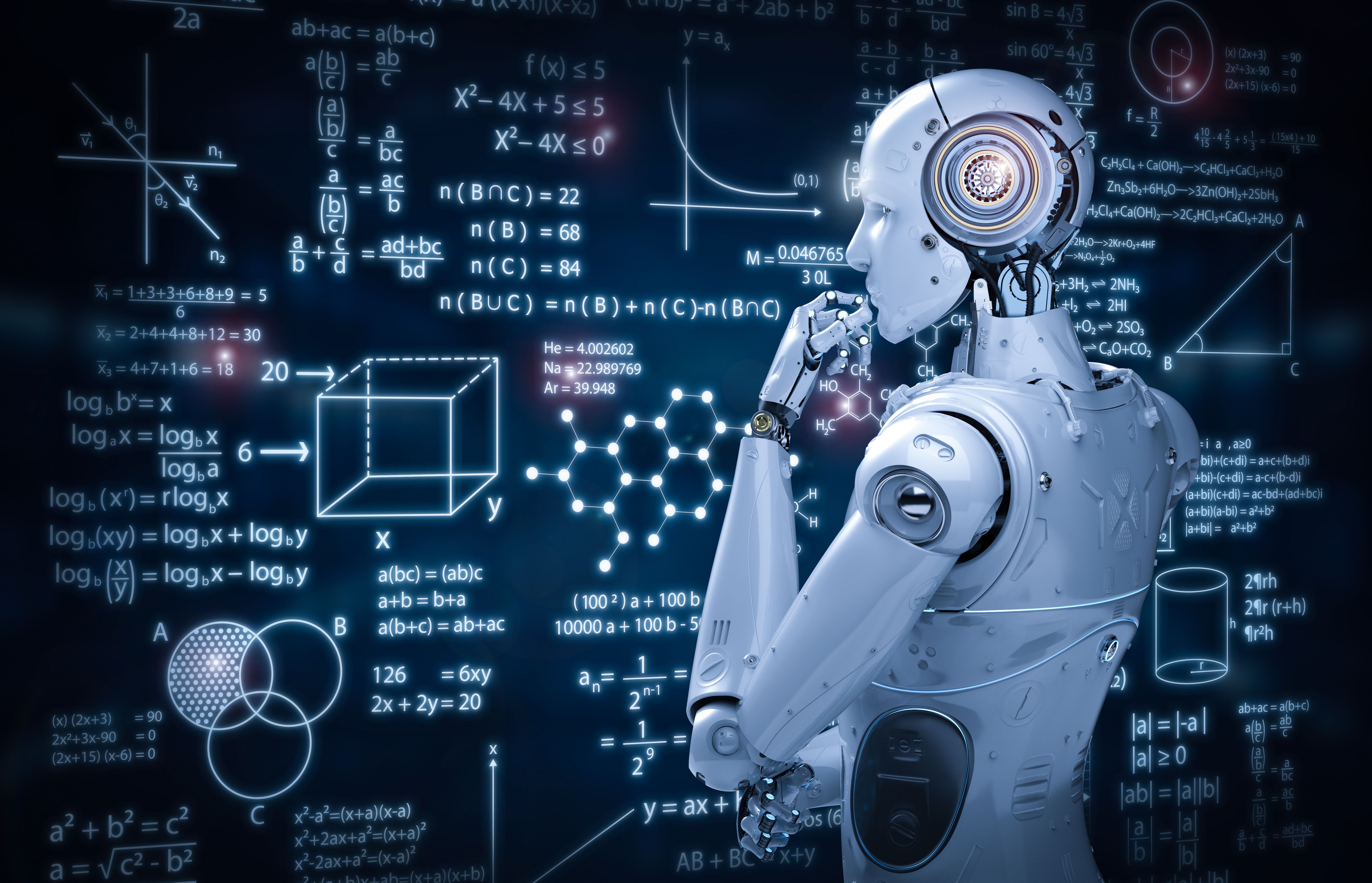 Robot with education hud | Image Credit: © phonlamaiphoto - stock.adobe.com