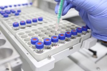 A syringe for injecting a sample into a tube set in gas chromatography for chemical analysis | Image Credit: © Gyoungjun - stock.adobe.com