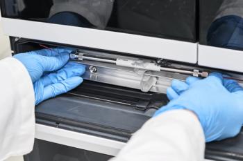 Chemist or scientist in rubber gloves changing a column on high performance liquid chromatography HPLC for separation organic compounds. Analytical chemistry laboratory. Analyzing process. | Image Credit: © vladim_ka - stock.adobe.com