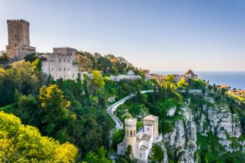 Castello di Venere in Erice, Sicily, Italy | Image Credit: © dudlajzov - stock.adobe.com.
