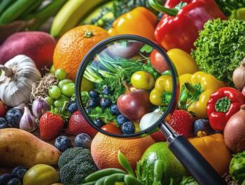 Magnifying glass hovering over pile fresh fruits vegetables highlights contaminated © Panuwat - stock.adobe.com