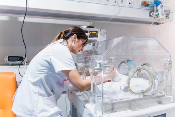 HPLC Tracks Vitamin E and A Levels in NICU Infants