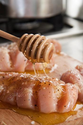 Honey chicken | Image Credit: © aquariagirl1970 - stock.adobe.com
