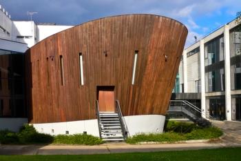 MONT-SAINT-AIGNAN, NORMANDY, FRANCE - JULY 4, 2007, University of Rouen Normandy, "UFR Lettres et Sciences humaines", Faculty of Literature and Human Sciences, outside view of the amphitheatre | Image Credit: © Pvince73 - stock.adobe.com