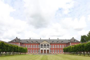 université Gembloux cour honneur © Jean-Luc - stock.adobe.com