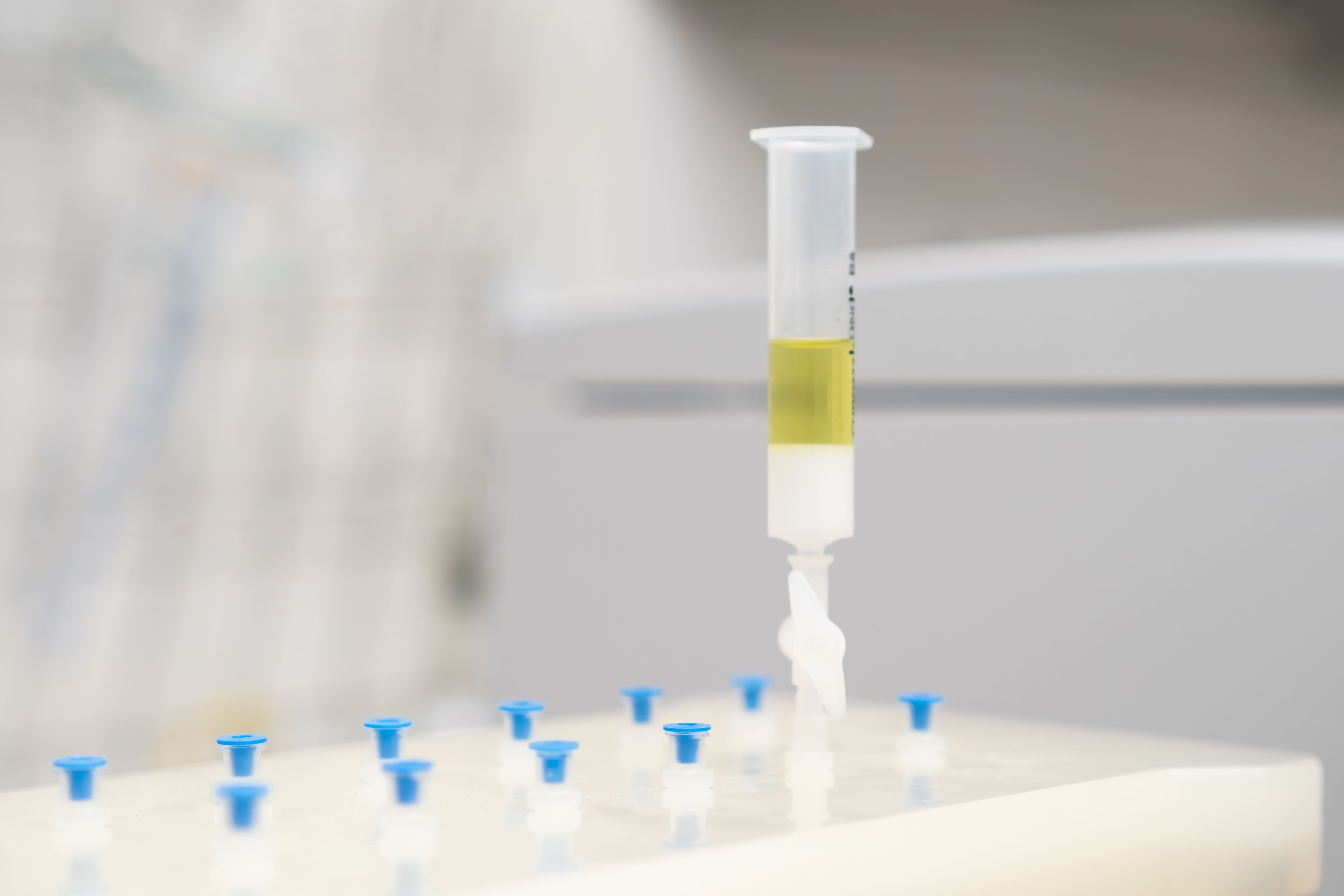 Vacuum Solid Phase extraction SPE manifold with catridge for sample preparation in chemical laboratory. | Image Credit: © vladim_ka - stock.adobe.com