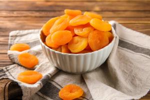 Using Chromatography to Reveal How Drying Shapes Apricot Aroma