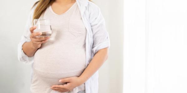 CDC: 15% of US women report drinking alcohol during pregnancy