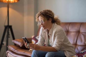 Digital symptom checkers could reduce diagnostic delay of endometriosis by 4 years | Image Credit: © simona - © simona- stock.adobe.com.