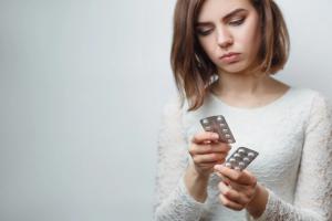 Hormonal contraceptives and adverse effects: What’s the evidence?