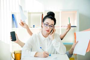 Multitasking: Operational imperative or efficiency fallacy? | Image Credit: © Nichizhenova Elena - © Nichizhenova Elena - stock.adobe.com.