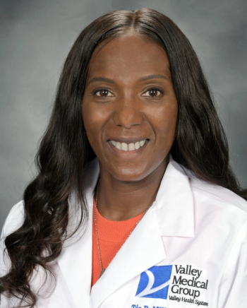 Negative pressure wound therapy reduces c-section infections and costs | Image Credit: doctors.valleyhealth.com.