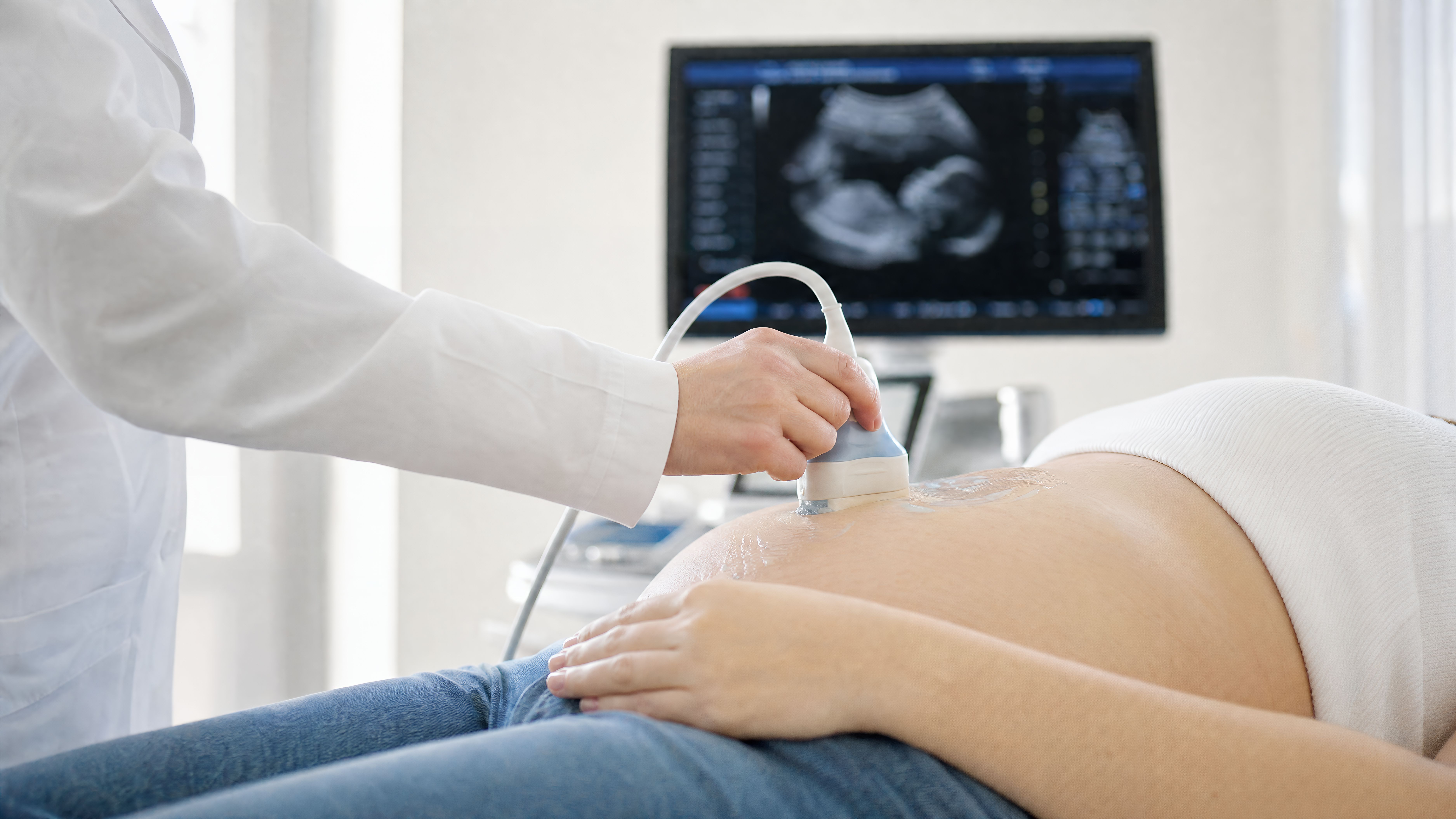 Low birth volume and unprofitability associated with obstetric services losses | Image credit: stock.adobe.com