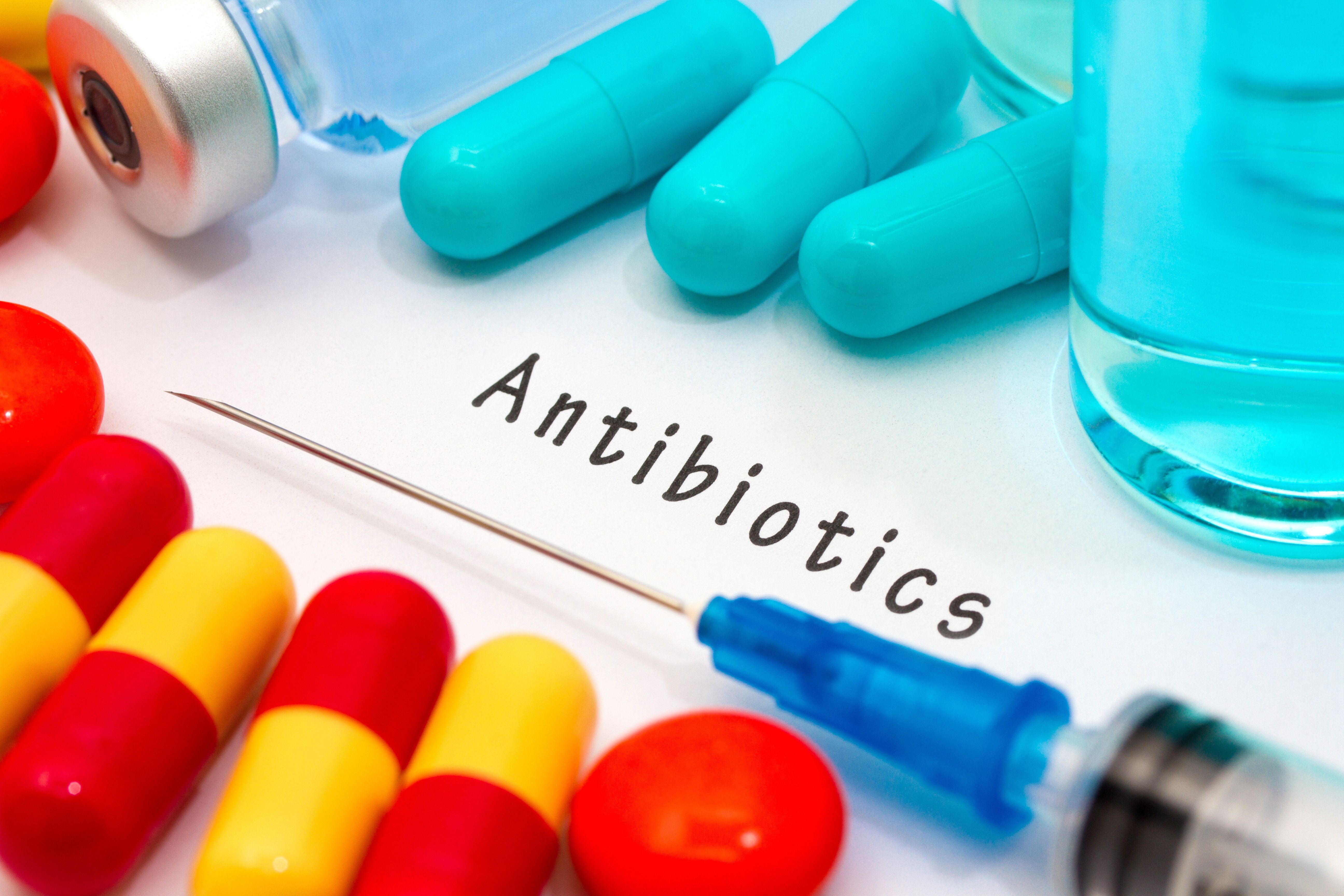 Frequent perinatal antibiotic use and impaired lung function in preterm-born children Frequent perinatal antibiotic use and impaired lung function in preterm-born children