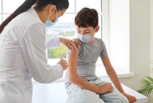 Parenting role models shape mothers' COVID-19 vaccination intent | Image Credit: © Studio Romantic - stock.adobe.com