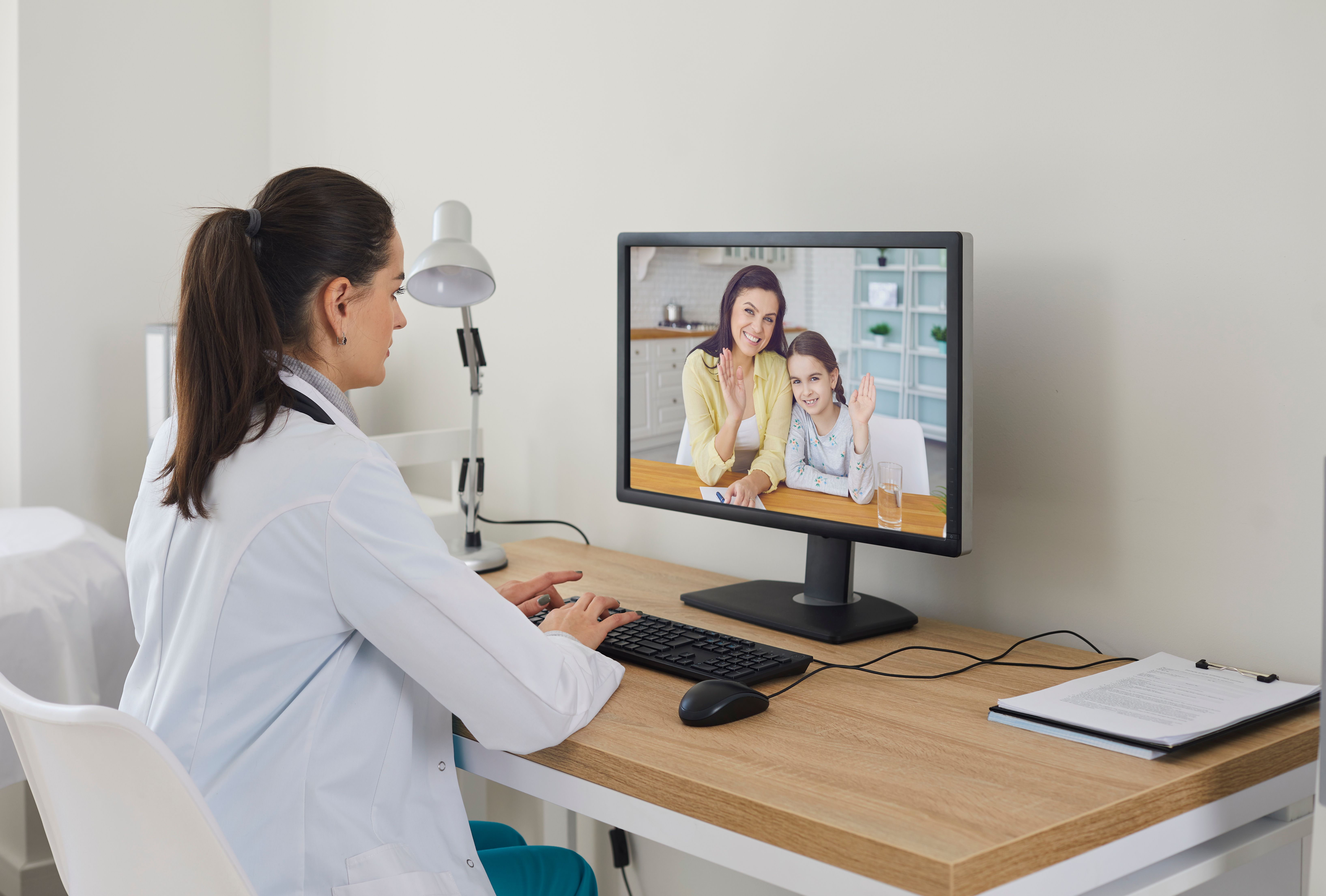 Study: Pediatric type 1 diabetes families prefer virtual care and telehealth | Image Credit: © Studio Romantic - © Studio Romantic - stock.adobe.com.