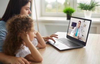 Poll: Majority of parents do not use patient portals for children | Image Credit: © Studio Romantic - © Studio Romantic - stock.adobe.com.