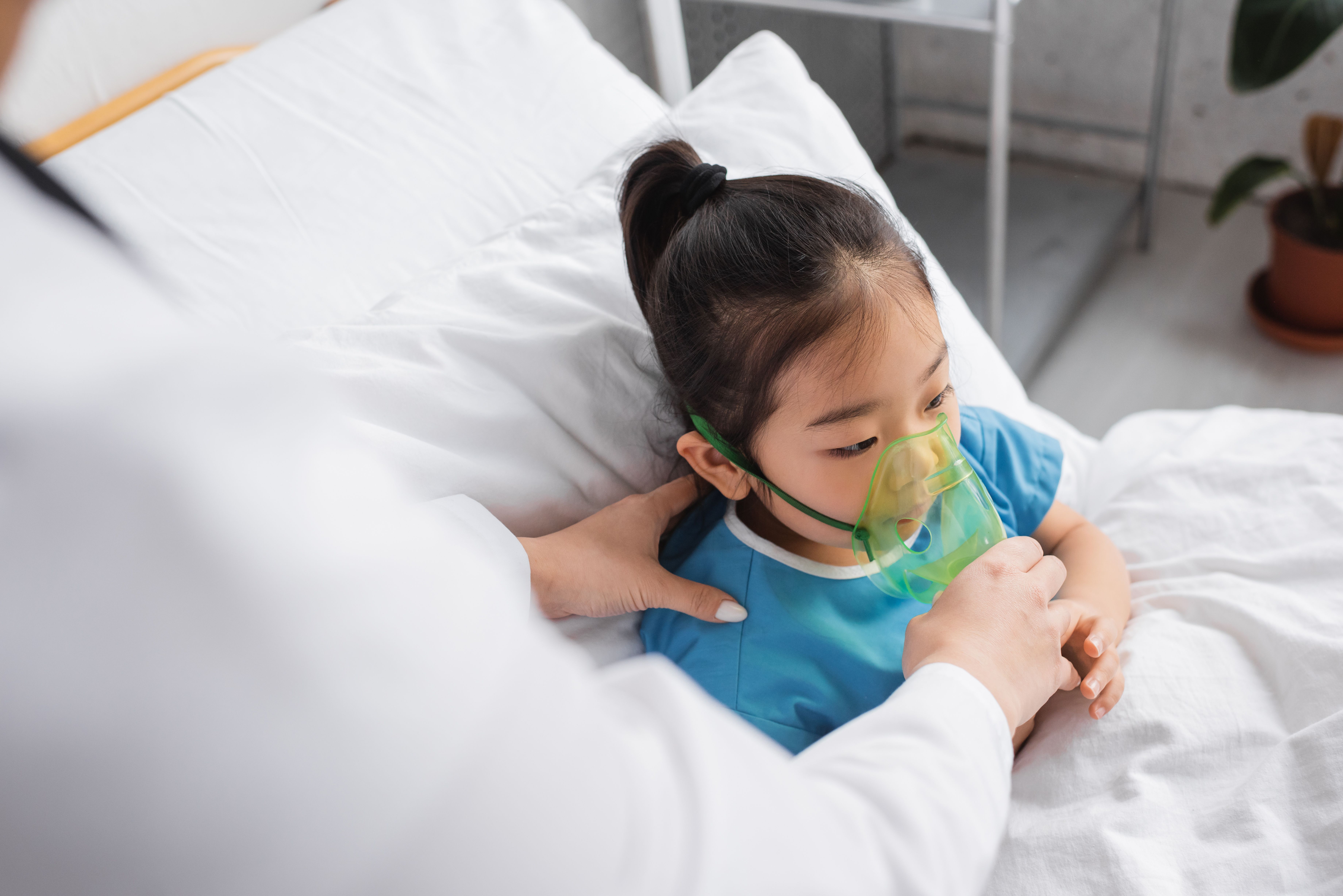 Impact of COVID-19 variants on symptom severity in infected children | Image Credit: © LIGHTFIELD STUDIOS - © LIGHTFIELD STUDIOS - stock.adobe.com.