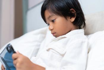 Brief evening screen time did not suppress melatonin in toddlers | Image Credit: © BJ Day Stock - stock.adobe.com.