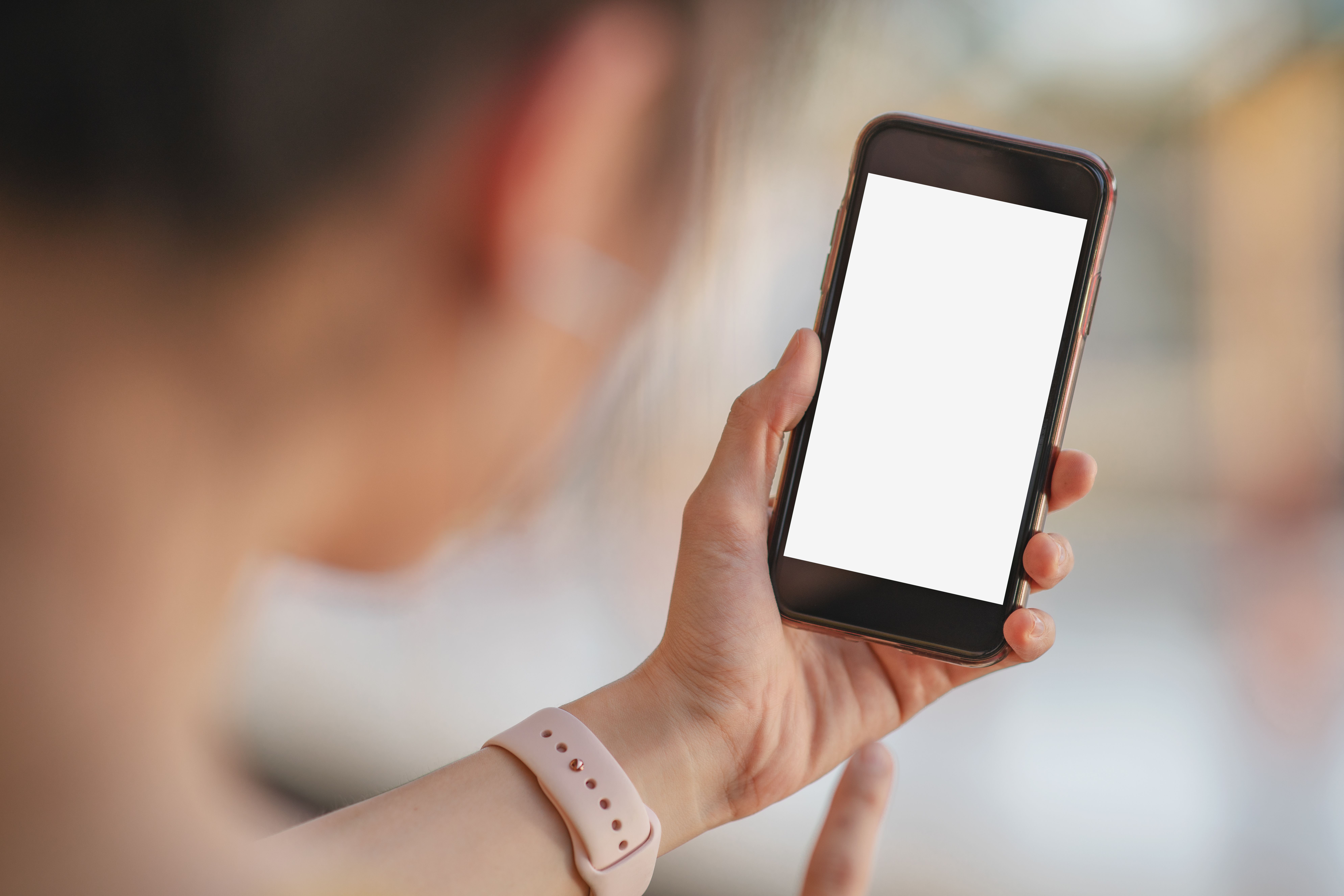 Sleep disruptions, depressive symptoms linked to screen time among girls | Image Credit: © Songsak C - © Songsak C - stock.adobe.com.