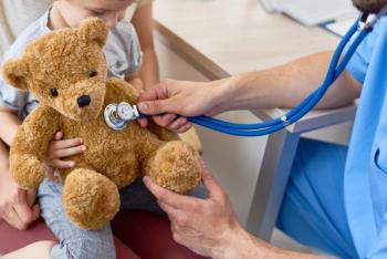 Teddy Bear Clinic aims to normalize medical devices for pediatric patients | Image Credit: © Seventyfour - stock.adobe.com