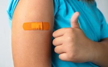 Child shows thumbs up after receiving vaccine | Image Credit: © Vasleriia Kuznetsova - © Vasleriia Kuznetsova - stock.adobe.com.